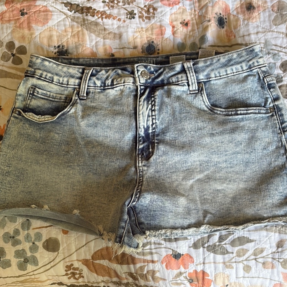 Time and Tru Blue Jean Shorts Distressed Cut-Off Style